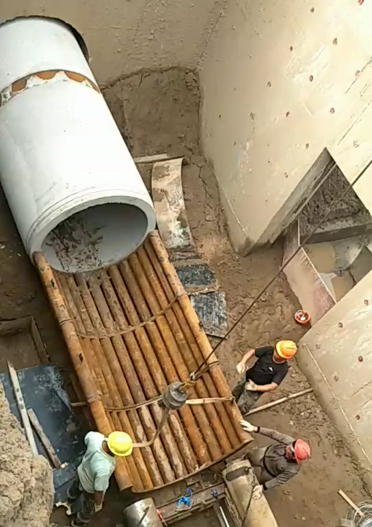 為什么頂管機(jī)頂進(jìn)作業(yè)過(guò)程中強(qiáng)調(diào)機(jī)頭與開(kāi)挖面土體壓力保持動(dòng)態(tài)平衡？